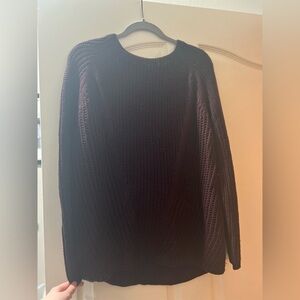 H&m womens plum sweater